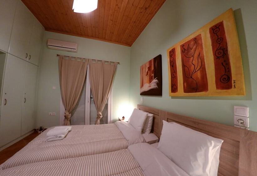 Patras Cozy Lodge
