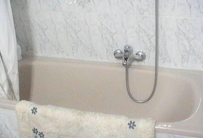 Spacious Apartment In Cullera With Mountain View