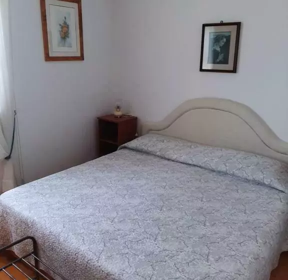 House H Elios