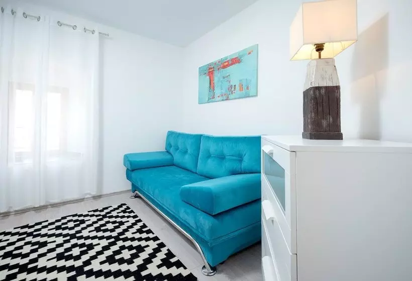 Fredys Apartments