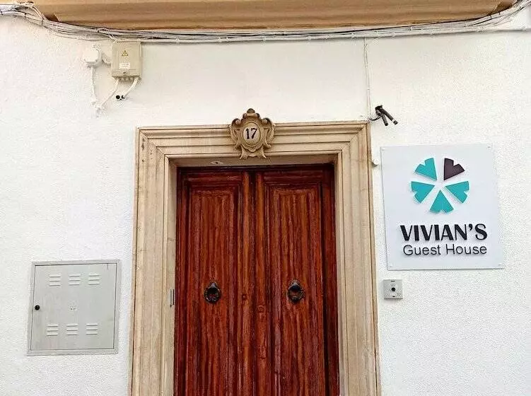 ペンション Vivian S Guest House