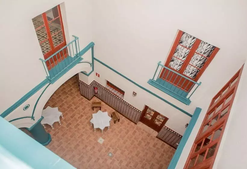 ペンション Vivian S Guest House