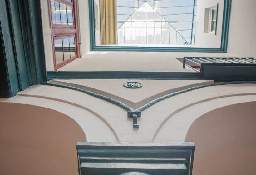 Pensión Vivian S Guest House