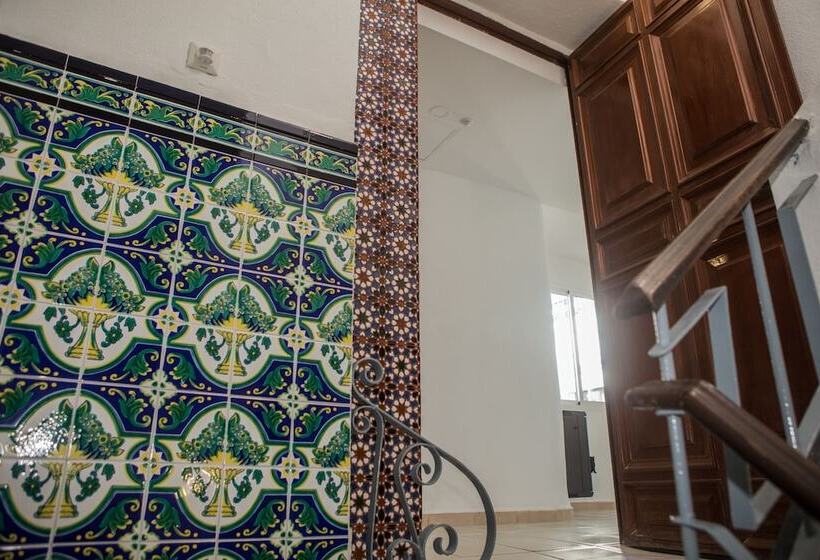 Panzió Vivian S Guest House