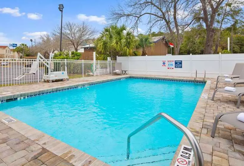 Отель Best Western Niceville  Eglin Afb