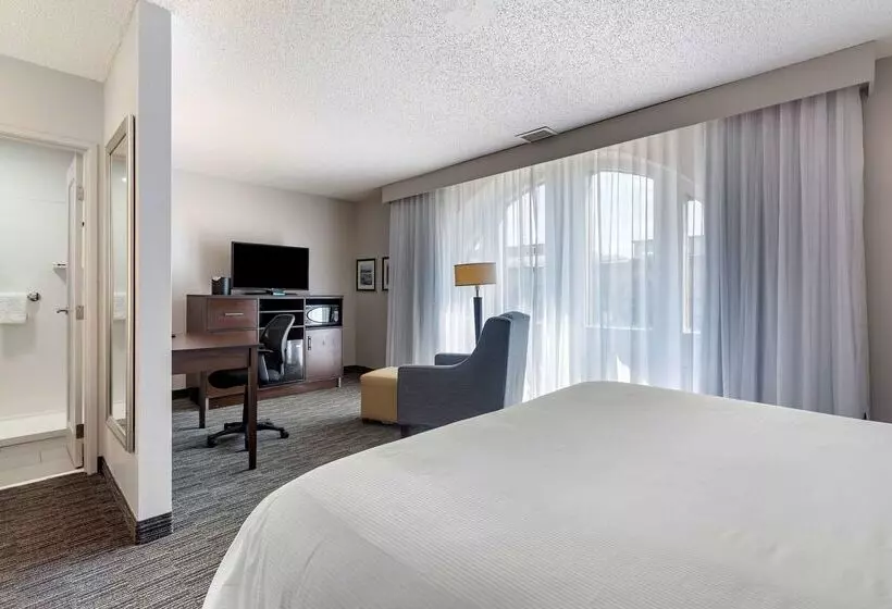 Отель Best Western Plus Como Park