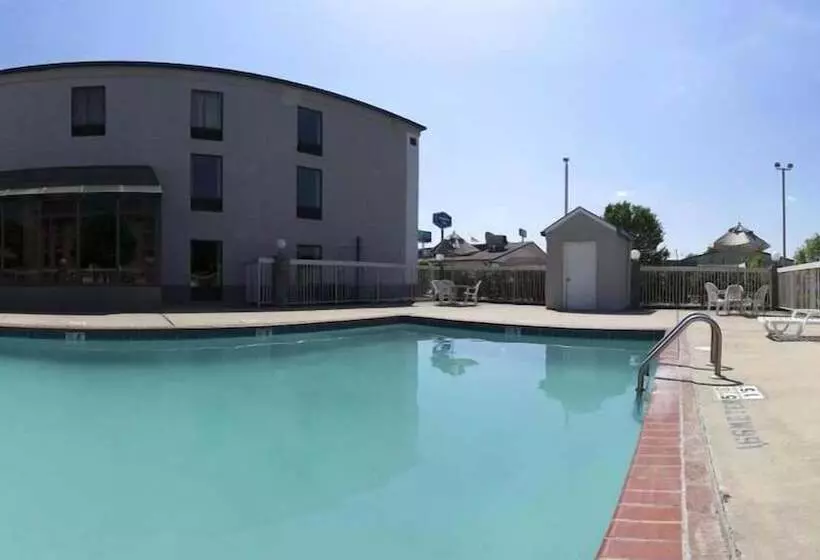 هتل Comfort Inn Pearl Jackson