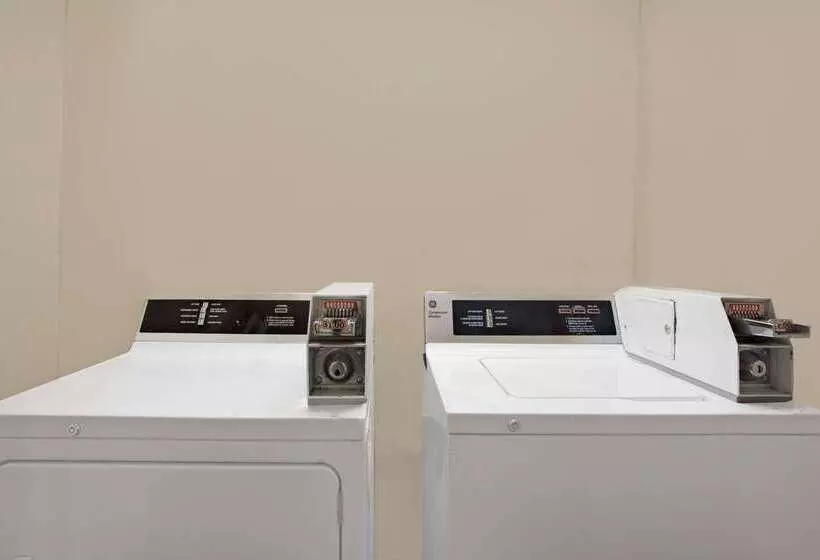 ホテル Days Inn By Wyndham Federal Way