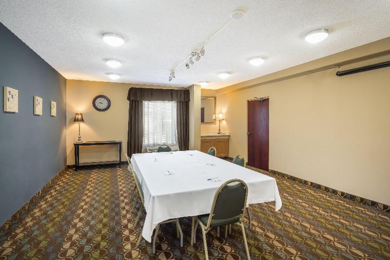 Holiday Inn Express Hotel & Suites Fort Payne, An Ihg