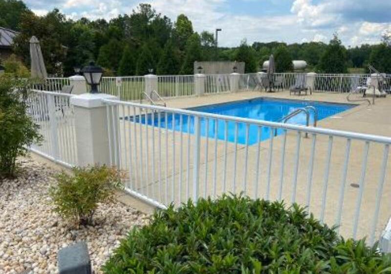 Holiday Inn Express Hotel & Suites Fort Payne, An Ihg