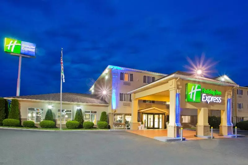 هتل Holiday Inn Express Pendleton, An Ihg