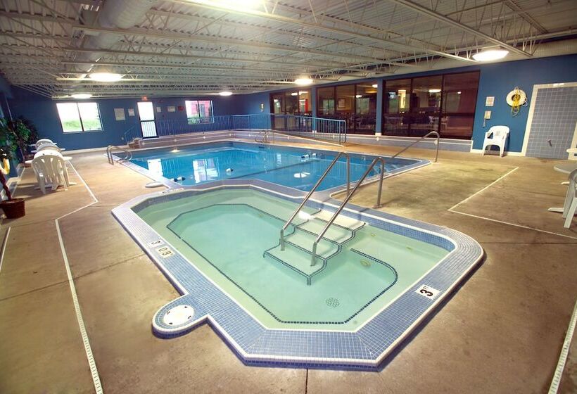 هتل Holiday Inn Express Sault Ste Marie, An Ihg