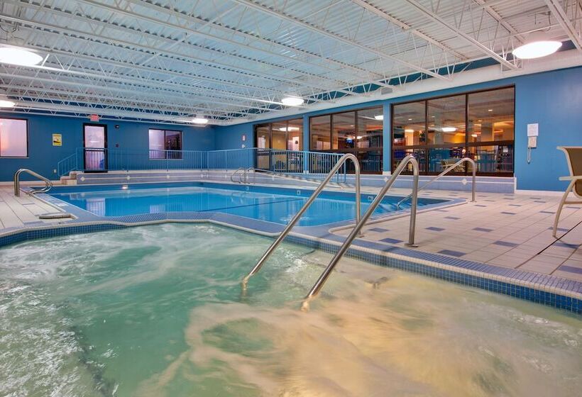 هتل Holiday Inn Express Sault Ste Marie, An Ihg