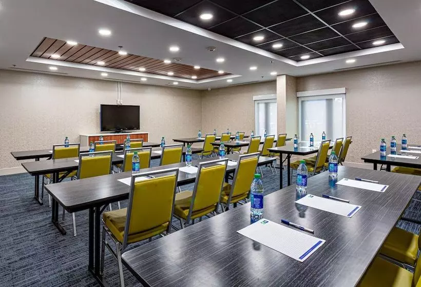 ホテル Holiday Inn Express Tampa Brandon, An Ihg