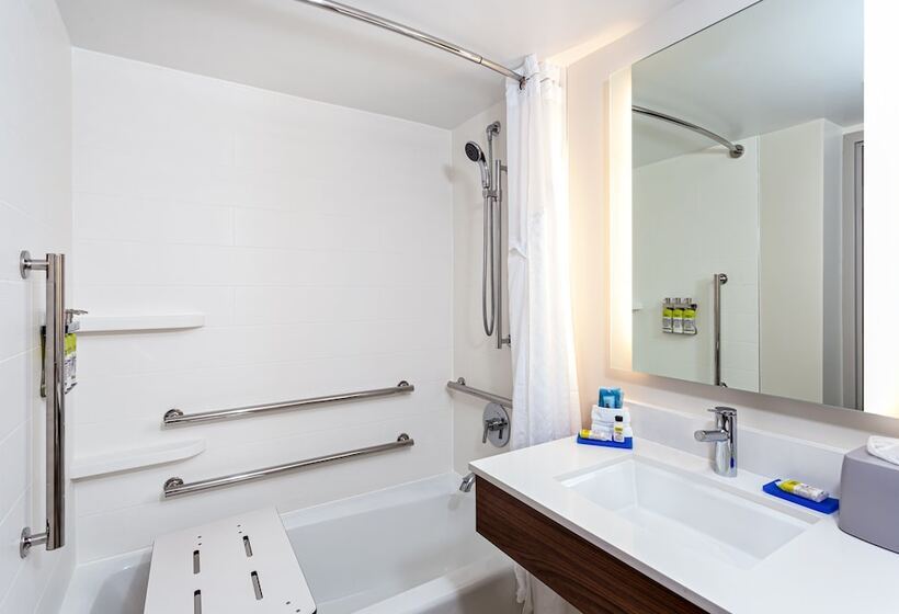 ホテル Holiday Inn Express Tampa Brandon, An Ihg