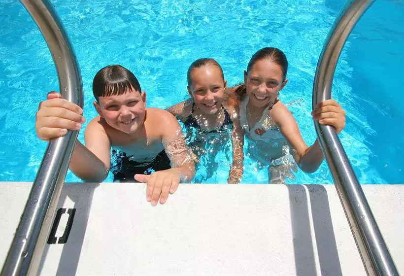 DoubleTree by Hilton Hotel Joplin