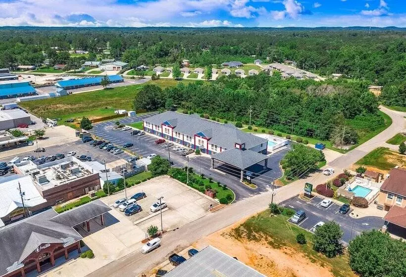 ホテル Hometown Inn Thomasville