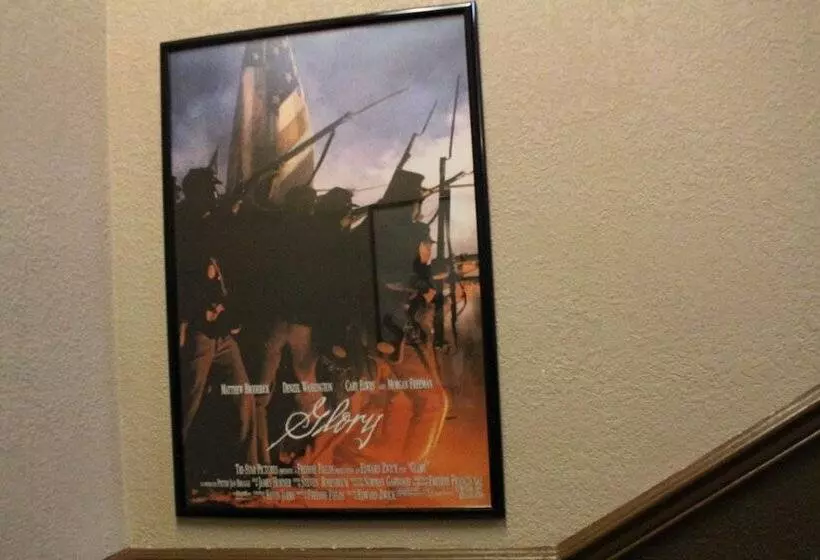 ホテル Hometown Inn Thomasville