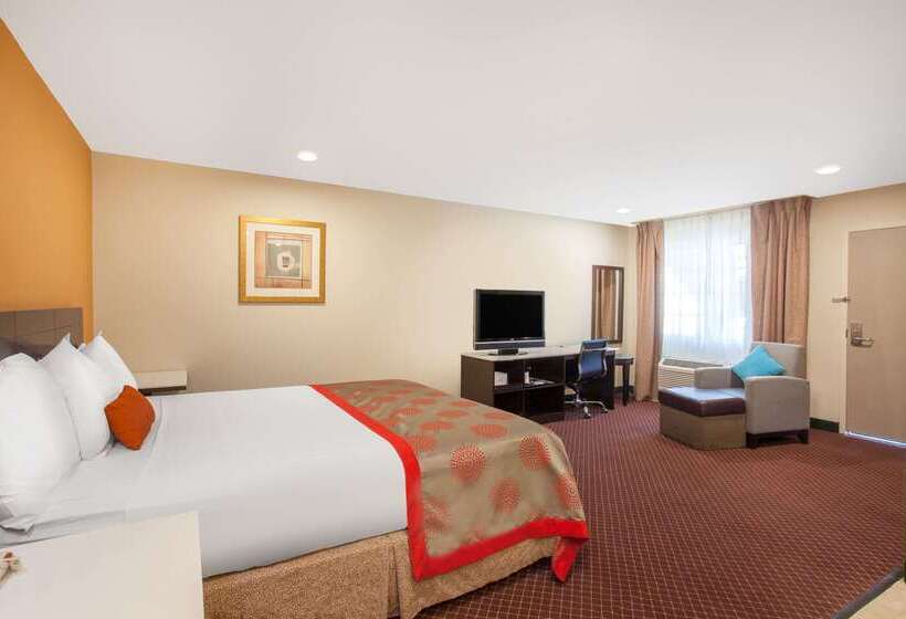 בית מלון כפרי Ramada By Wyndham Culver City