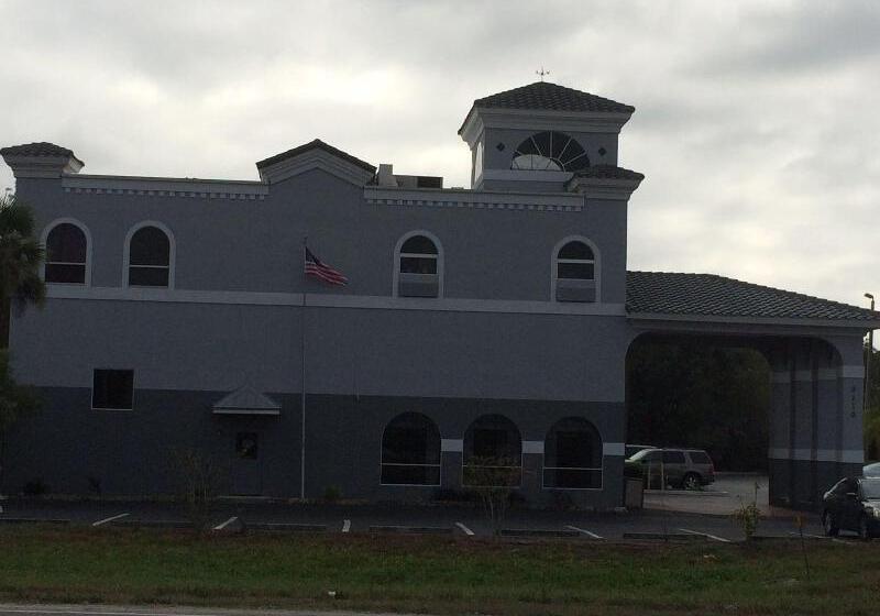 ホテル Ruskin Inn Tampasun City Center