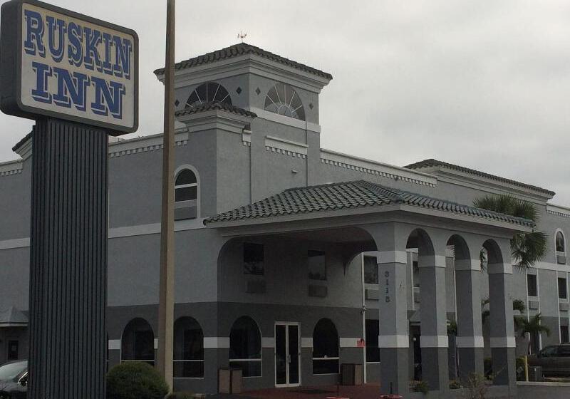 ホテル Ruskin Inn Tampasun City Center