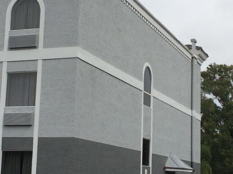 ホテル Ruskin Inn Tampasun City Center