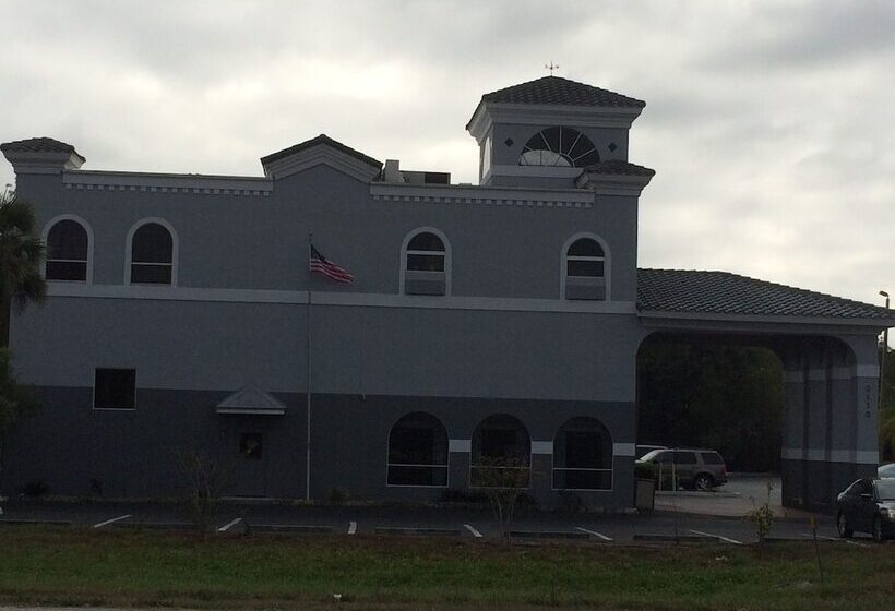 ホテル Ruskin Inn Tampasun City Center