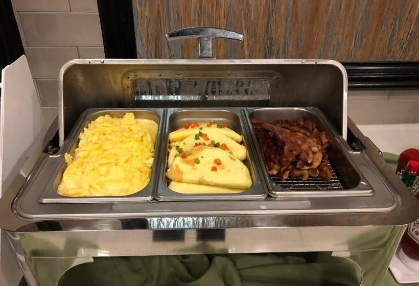 هتل Wyndham Garden Houston Willowbrook