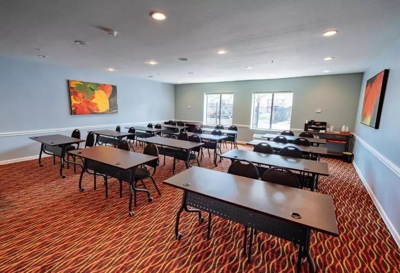 هتل Wyndham Garden Houston Willowbrook