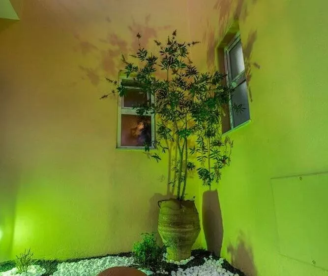 Alonia Hotel Apartments