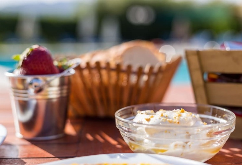 Alonia Hotel Apartments