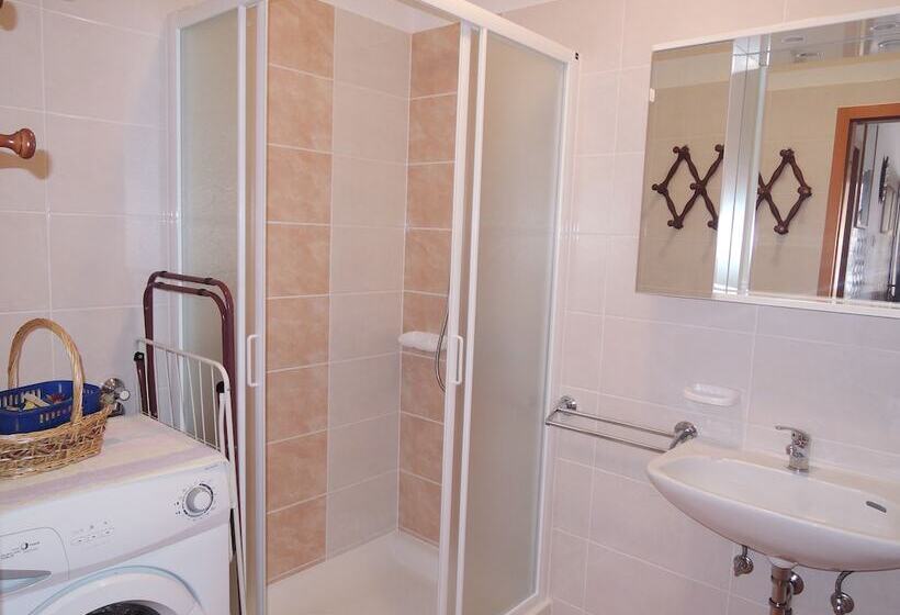 Apartment And Studio Demy