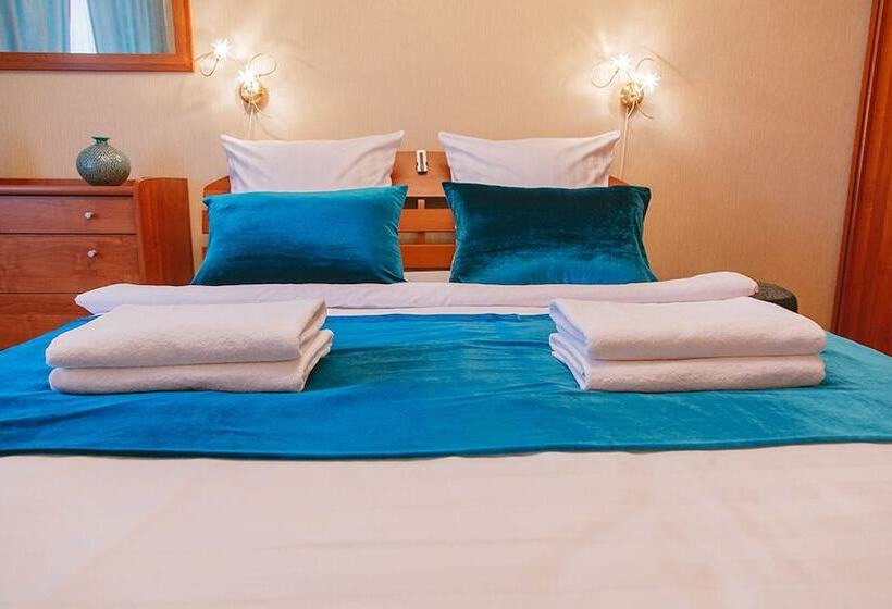 Apartments 5 Zvezd Solnechnaya Storona