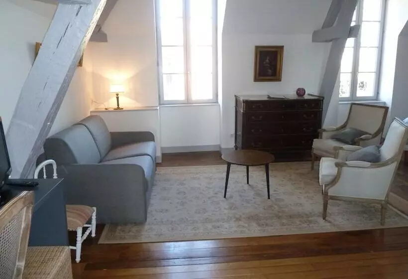 ベッドアンドブレックファースト Chateau De Clusors