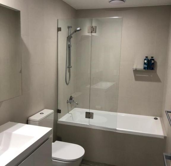 בית מלון כפרי Herald Executive Apartments