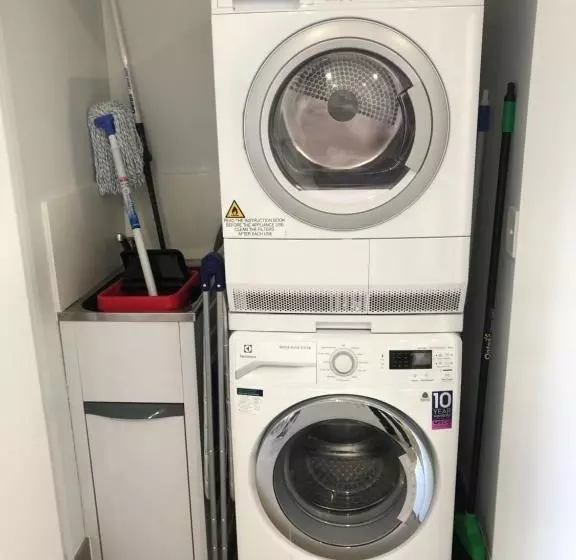 هتل Herald Executive Apartments