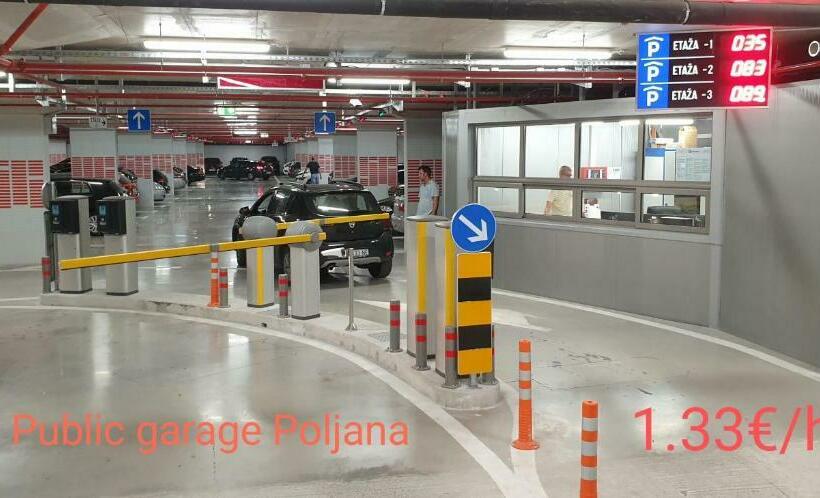 ペンション Centrum Luxury Rooms