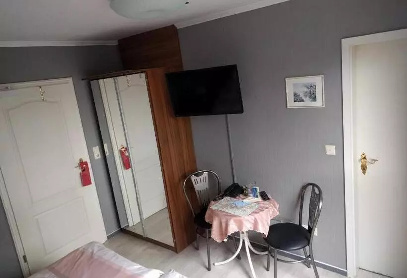 Pension Marion