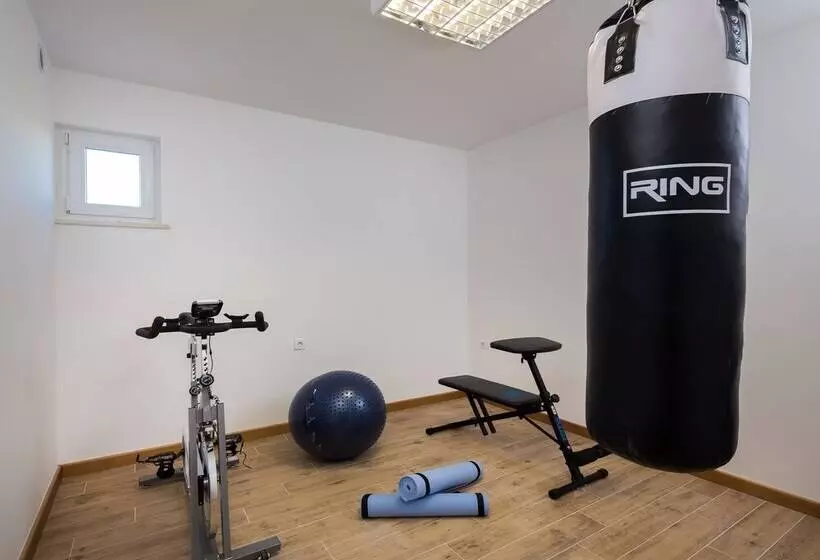 Stunning Villa Sofia With Heated Pool In Split Hinterland