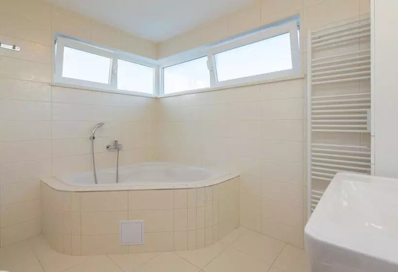 Stunning Villa Sofia With Heated Pool In Split Hinterland