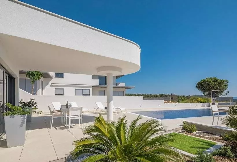 Villas Baotic