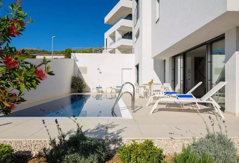 Villas Baotic