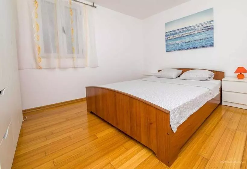 Apartment Alen