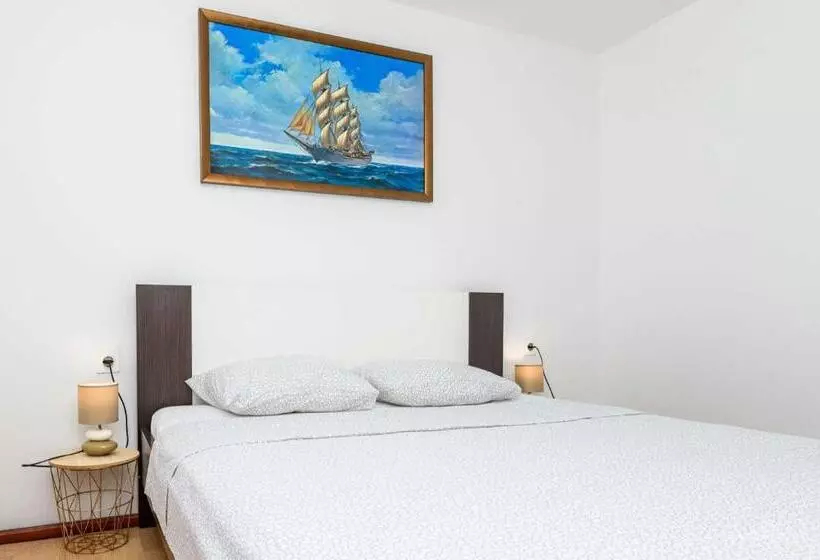 Apartment Alen