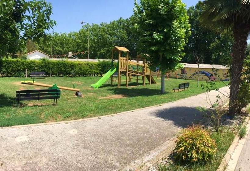 Cozy Apartment In L Ametlla De Merola 73 M² For 4 Guests