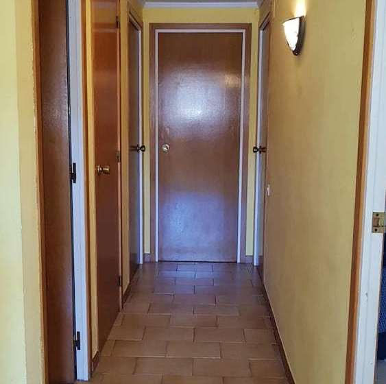 Cozy Apartment In L Ametlla De Merola 73 M² For 4 Guests