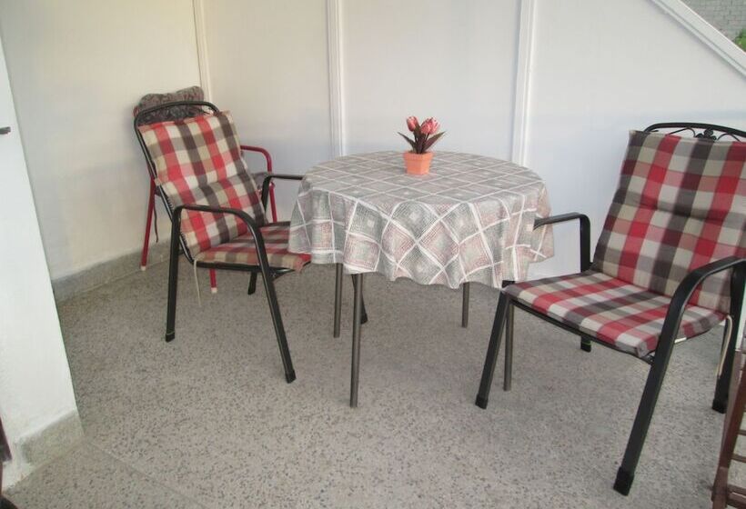 Apartments Villa Velin