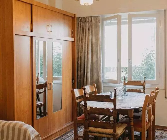 Best House Attiki Metro