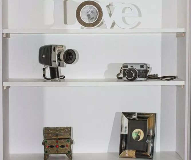 Brand New Suite Next To Palace & Beach