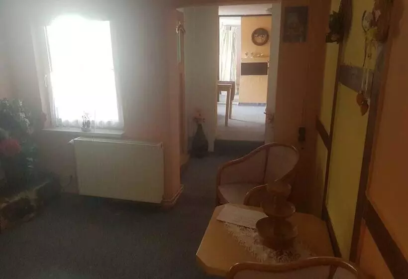 Ferienwohnung Mit Blick Zur Altenburg